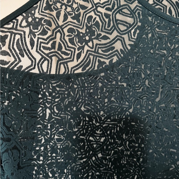 Mossimo Supply Co. Teal Lace Geometric Tank - Picture 2 of 5